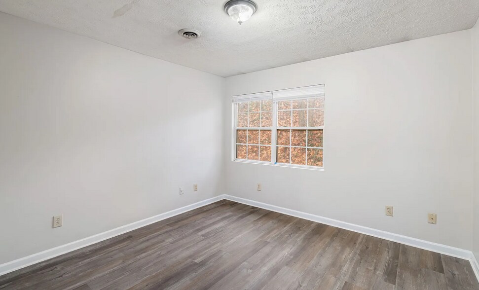 More Photos Of 2312 Boyds Creek Hwy, Sevierville Apartments For Sale