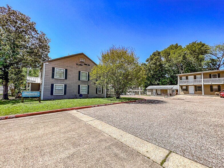 More Photos Of 20th & Ave L 1/2, Huntsville Land For Sale