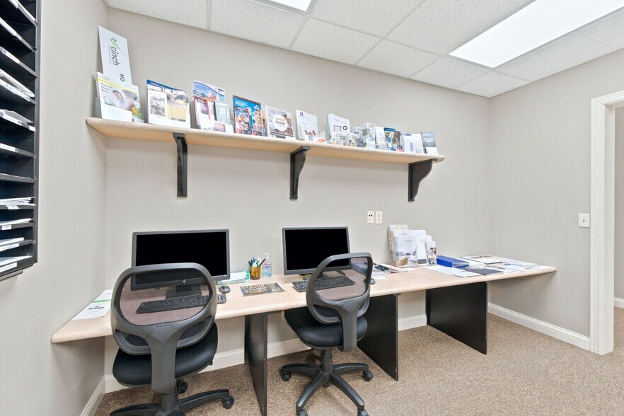 More Photos Of 9109 Stellhorn Crossing Blvd, Fort Wayne Office For Lease