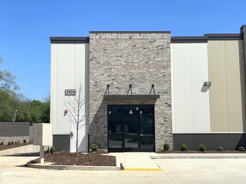 More Photos Of 2139 Logistics Way, Murfreesboro Unknown For Lease