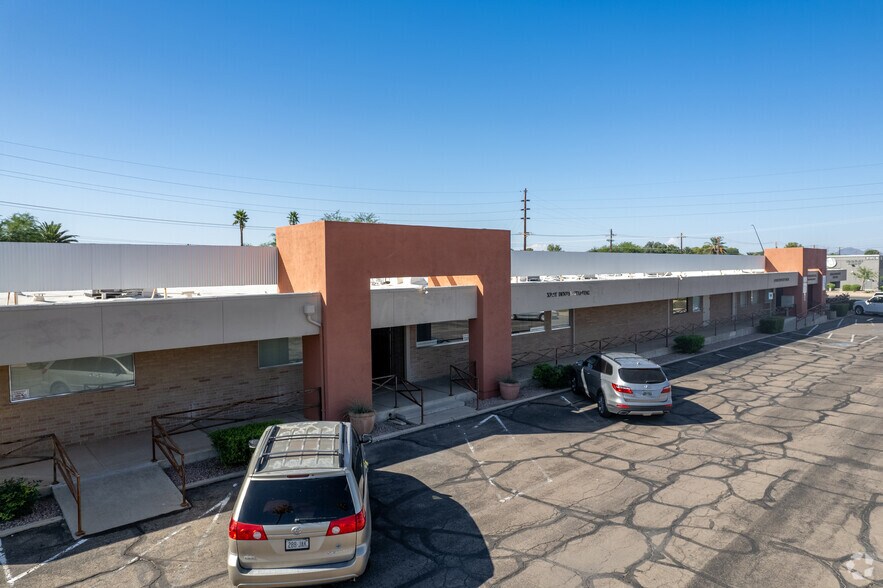 Primary Photo Of 2122 N Craycroft Rd, Tucson Medical For Lease