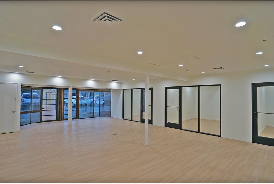 More Photos Of 1201 W Lincoln Ave, Yakima Office For Sale