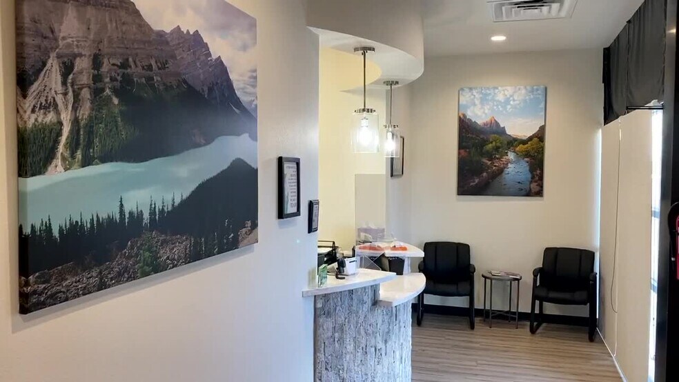 Primary Photo Of 304-310 W Avenue F, Midlothian Unknown For Lease