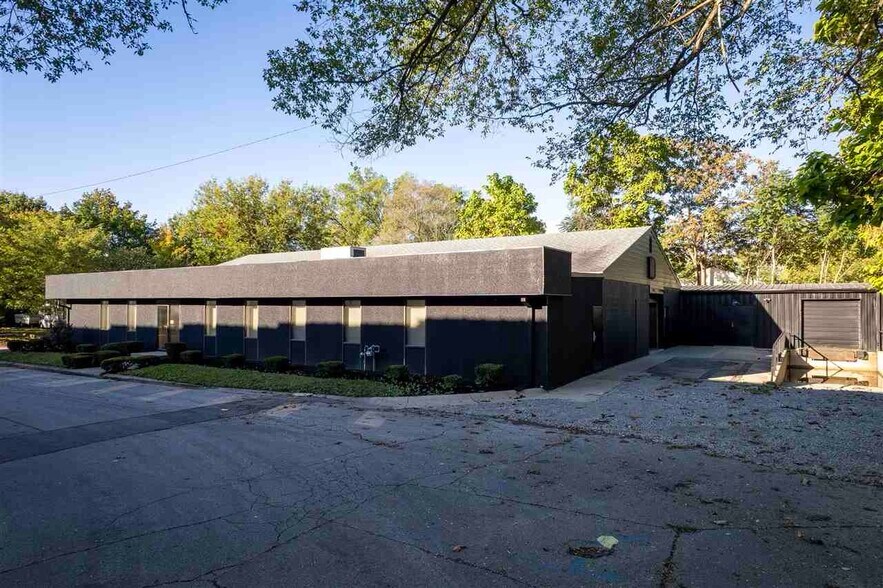 More Photos Of 616 NW 1st St, Richmond Industrial For Sale