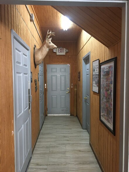 More Photos Of 302 Highway 22 W, Madisonville Restaurant For Sale