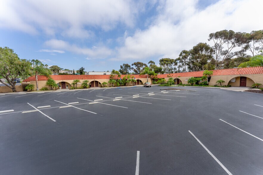 More Photos Of 763-781 Academy Dr, Solana Beach Medical For Lease