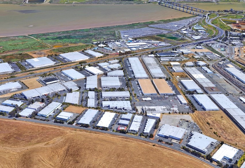 More Photos Of 4852-4882 E 2nd St, Benicia Warehouse For Sale