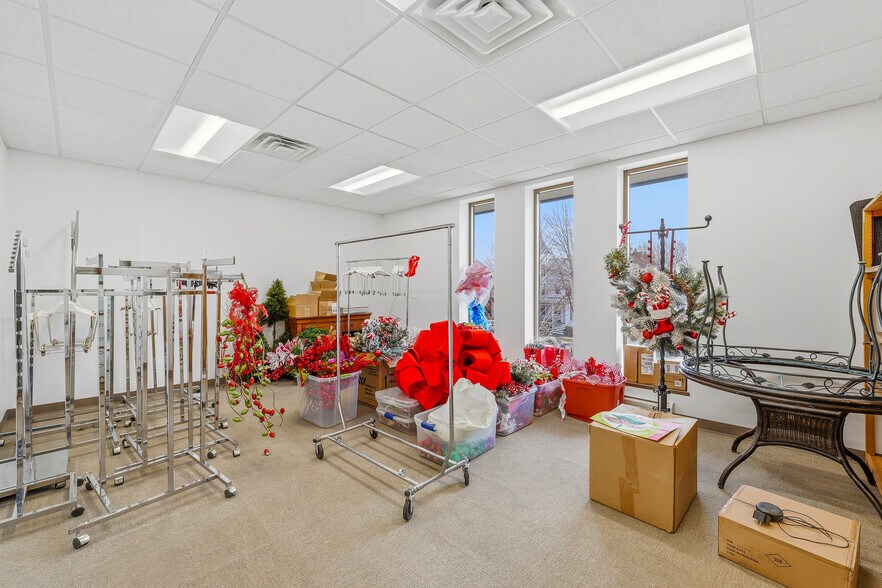 More Photos Of 125 Watson St, Ripon General Retail For Sale