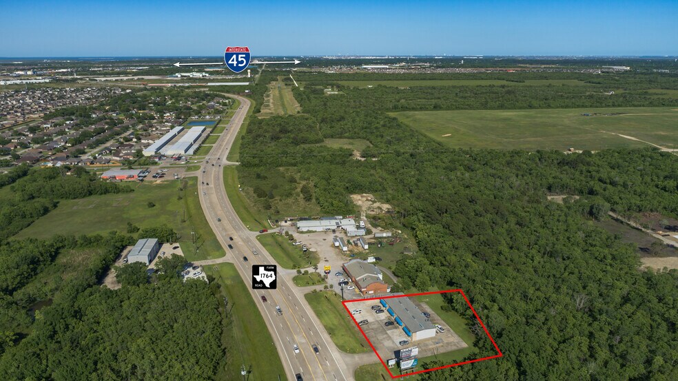 More Photos Of 10611 Fm-1764, Santa Fe Unknown For Lease