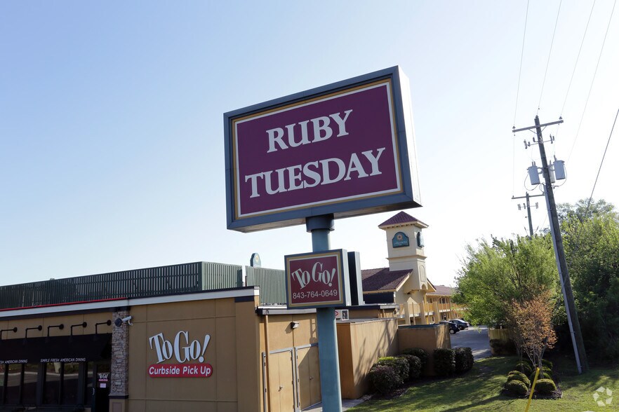 More Photos Of 7400 Northside Dr, North Charleston Restaurant For Sale