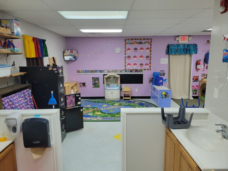 More Photos Of 50 Nicklow Rd, Bruceton Mills Daycare Center For Sale