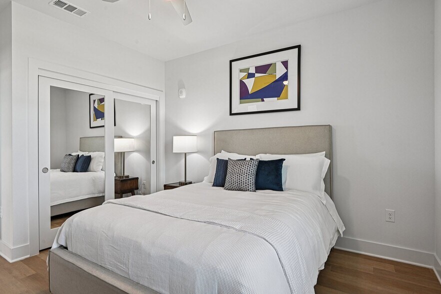 More Photos Of 4830 E Rosedale St, Fort Worth Apartments For Lease