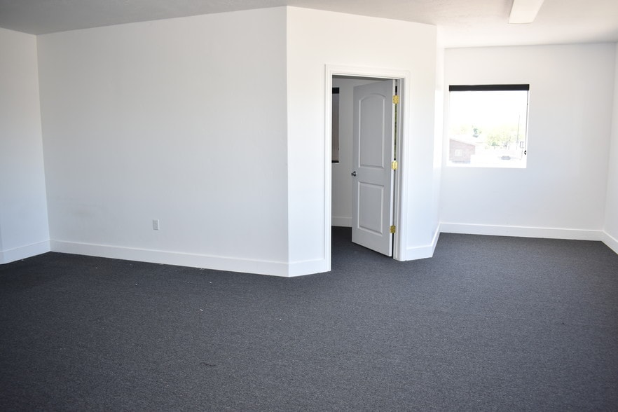 More Photos Of 1086 N 450 W, Springville Light Manufacturing For Sale