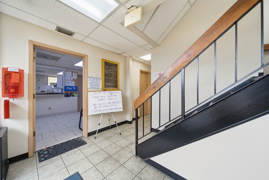 More Photos Of 104 E Fowler Ave, Tampa Office For Sale