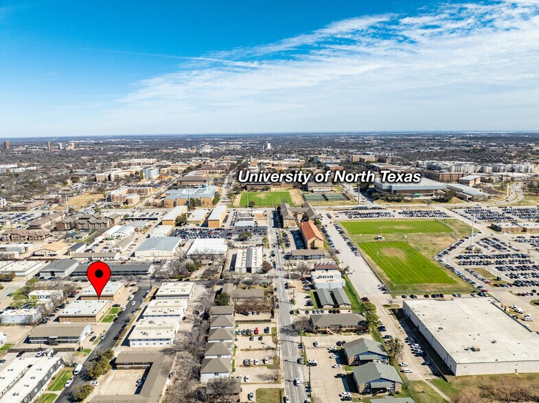 More Photos Of 2404 Louise St, Denton Multifamily For Sale