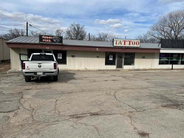 Primary Photo Of 1541 E Us-190 Hwy, Copperas Cove Unknown For Lease