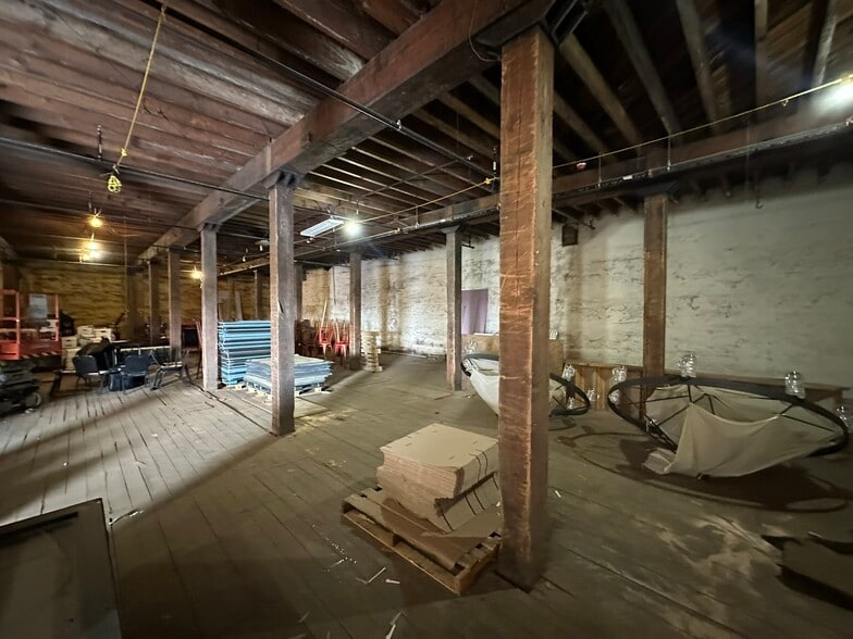 More Photos Of 638 Lake St, Wilson Freestanding For Sale