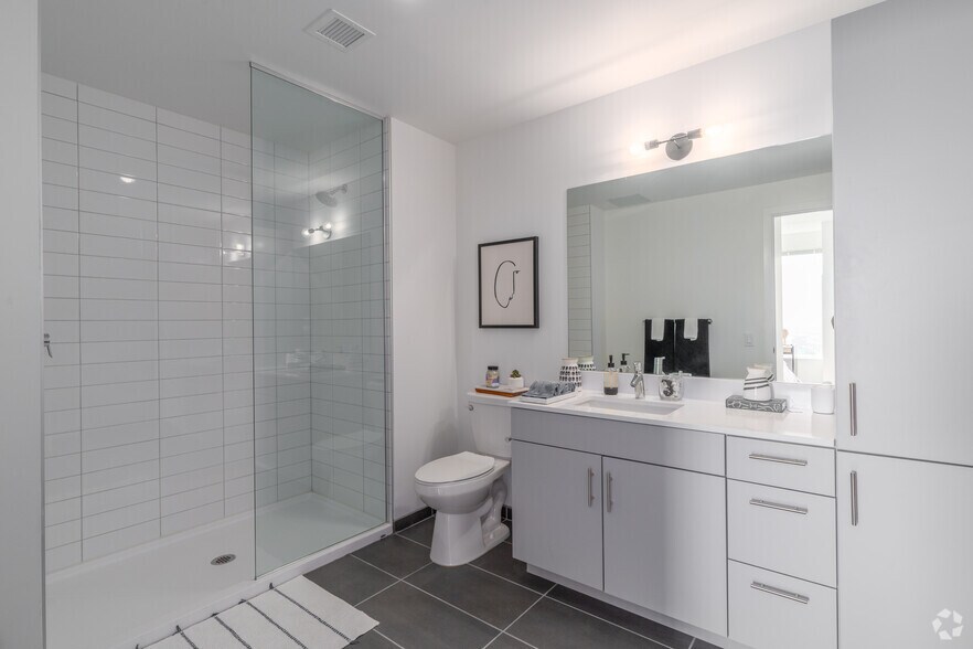 More Photos Of 570 N 5th St, Philadelphia Apartments For Lease