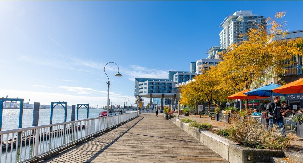 More Photos Of 810 Quayside Dr, New Westminster General Retail For Lease