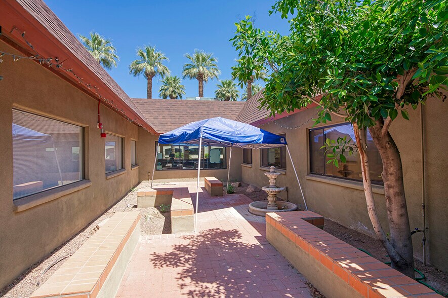 More Photos Of 303 E Palm Ln, Phoenix Office For Lease