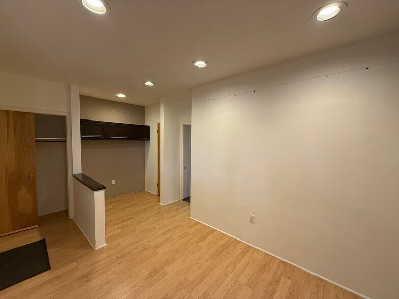 More Photos Of 227 E Palace Ave, Santa Fe Office For Sale