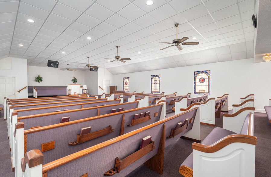 More Photos Of 178 Railroad st, Coats Religious Facility For Sale