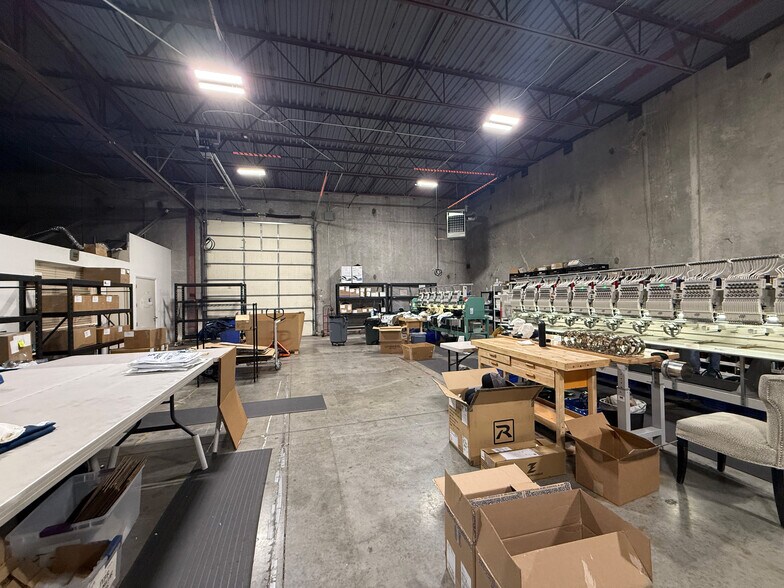 More Photos Of 965 N 1430 W, Orem Light Manufacturing For Lease