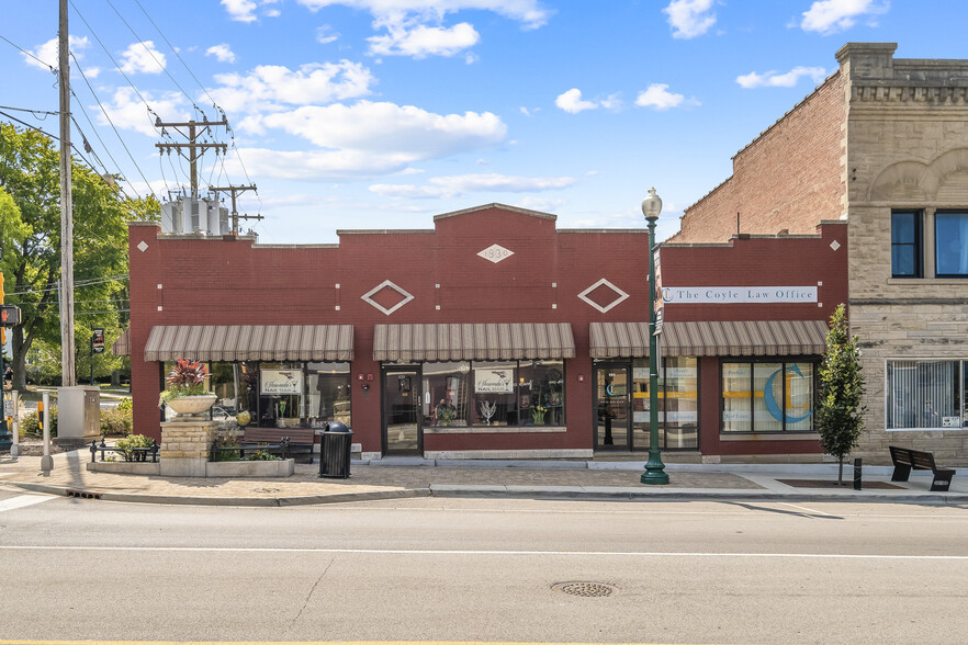 Primary Photo Of 131 E 9th St, Lockport Storefront For Sale