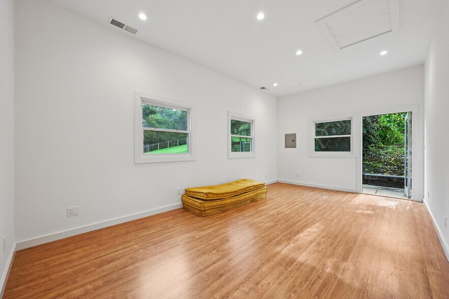 More Photos Of 1605 Lucas Valley Rd, San Rafael Healthcare For Sale