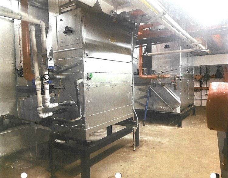 More Photos Of 11770 Berea Rd, Lakewood Office For Sale