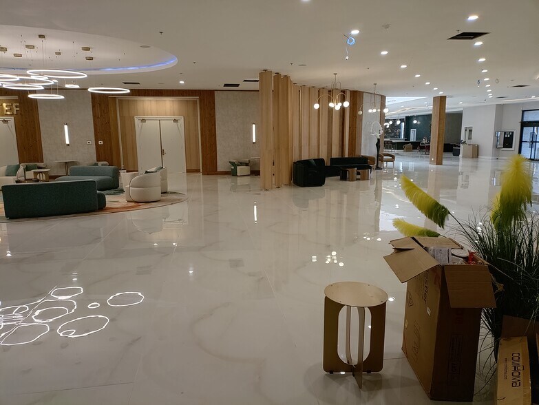 More Photos Of 600 Town Center Rd, Matteson Office For Lease