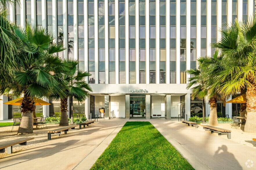 More Photos Of 5901 W Century Blvd, Los Angeles Office For Lease