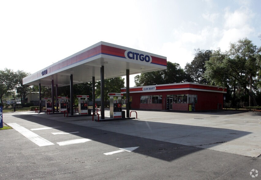 Primary Photo Of 2306 Manatee Ave E, Bradenton Convenience Store For Sale