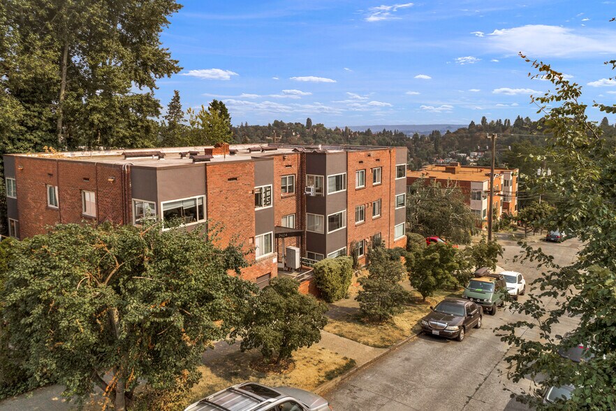 Primary Photo Of 2424 E Denny Way, Seattle Apartments For Sale
