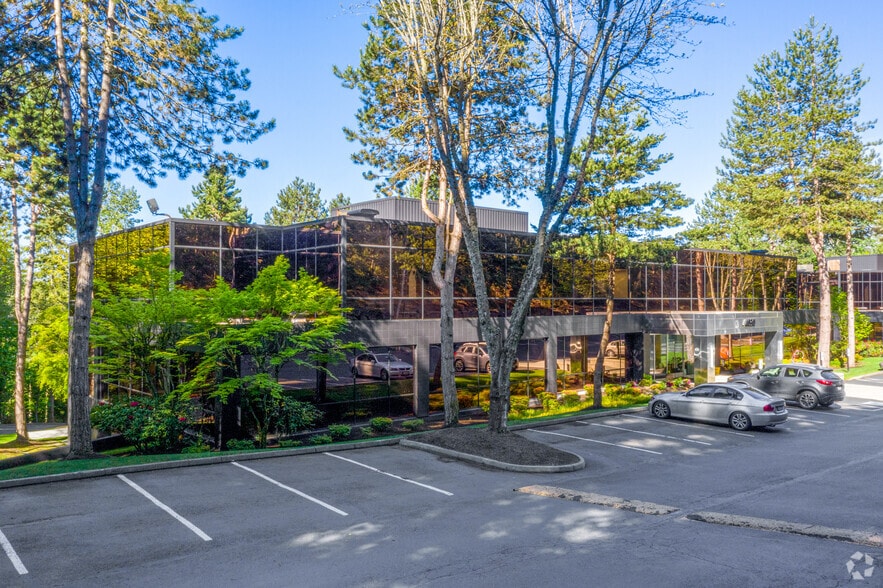 More Photos Of 4030 Lake Washington Blvd NE, Kirkland Office For Lease