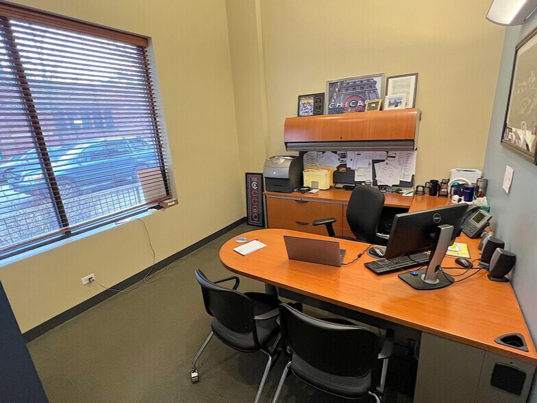More Photos Of 2058 W Belmont Ave, Chicago Office Residential For Sale