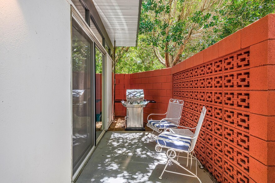 More Photos Of 795 E Chuckwalla Rd, Palm Springs Apartments For Sale