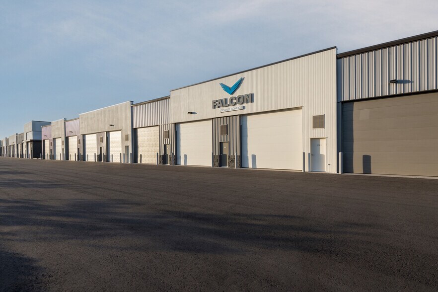 More Photos Of 450 E Willis Rd, Chandler Self Storage For Sale