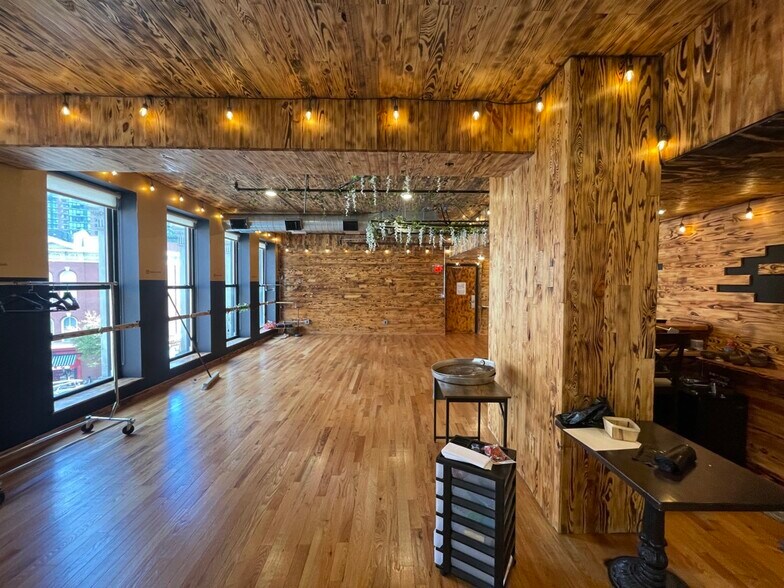 More Photos Of 121-125 Newark Ave, Jersey City Office For Lease