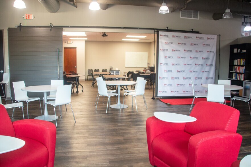 More Photos Of , Chapel Hill Office For Sale