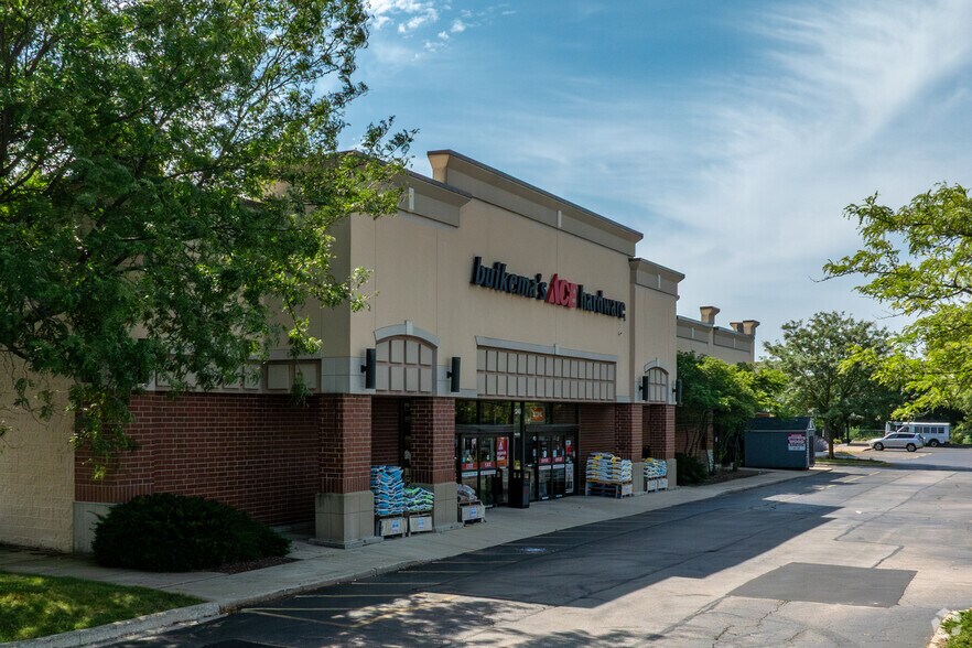 More Photos Of 2300-2322 Route 59, Plainfield Unknown For Lease