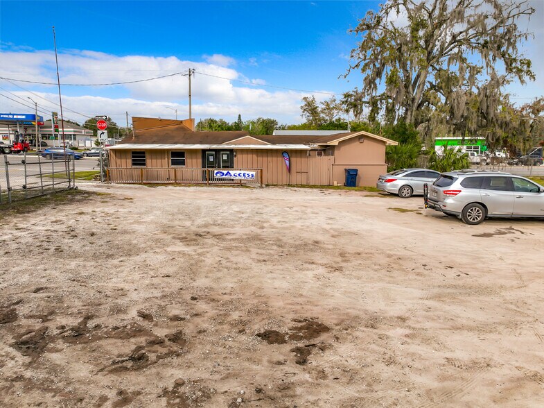 More Photos Of 315 Magnolia Ave, Auburndale Office Residential For Lease