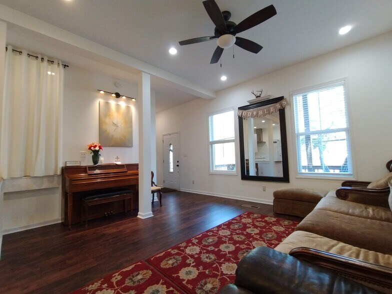 More Photos Of 125 Stripling St, Ball Ground Multifamily For Sale