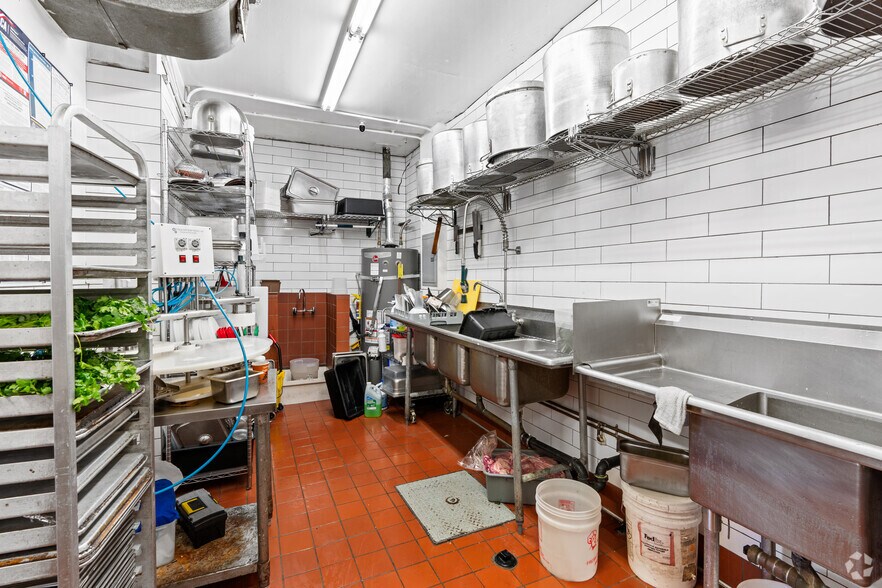 More Photos Of , San Jose General Retail For Sale