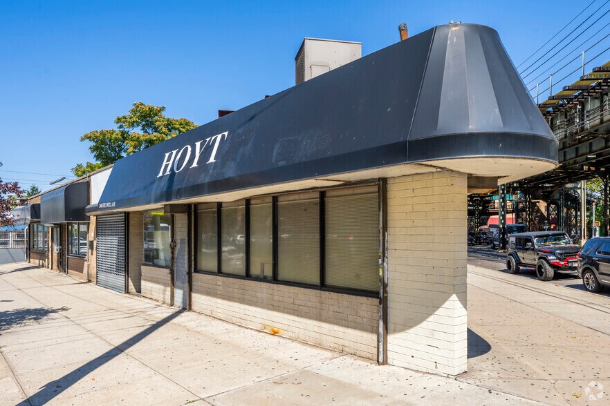 More Photos Of , Brooklyn Unknown For Sale