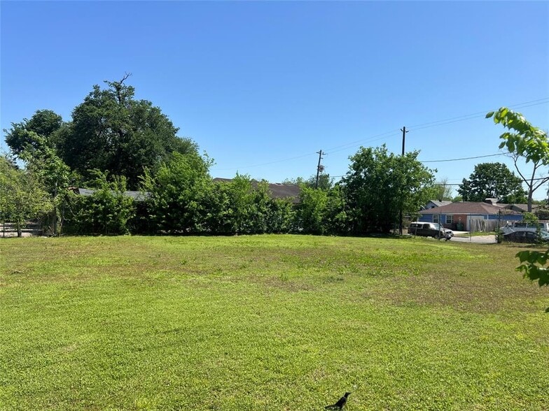 More Photos Of 0 Canal St, Houston Land For Sale