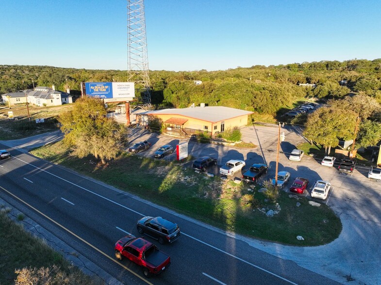 More Photos Of 13140 US Highway 281 N, Spring Branch Restaurant For Lease