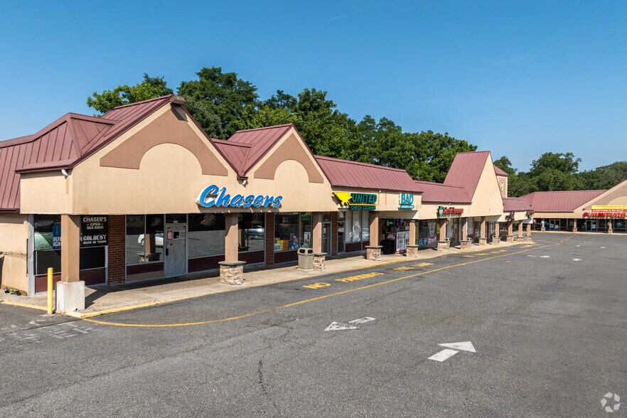 More Photos Of 1800 Delmar Dr, Folcroft Unknown For Lease