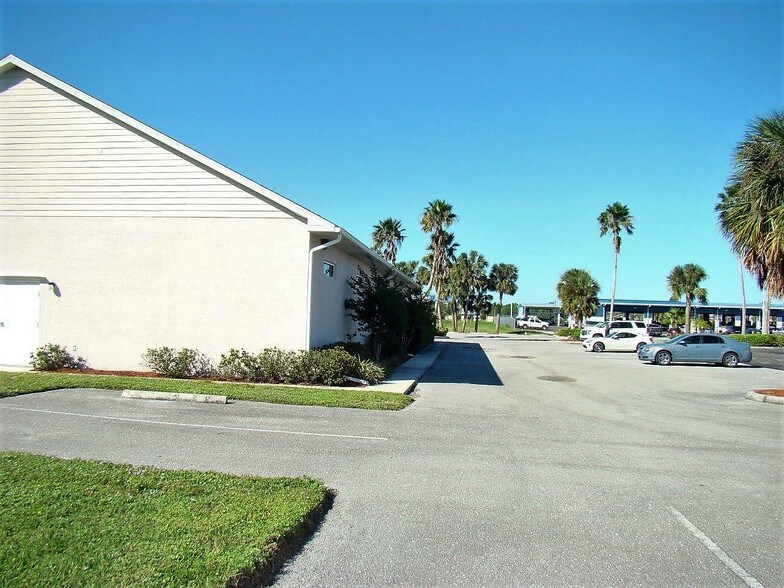 More Photos Of 332 SW 32nd St, Okeechobee Medical For Sale