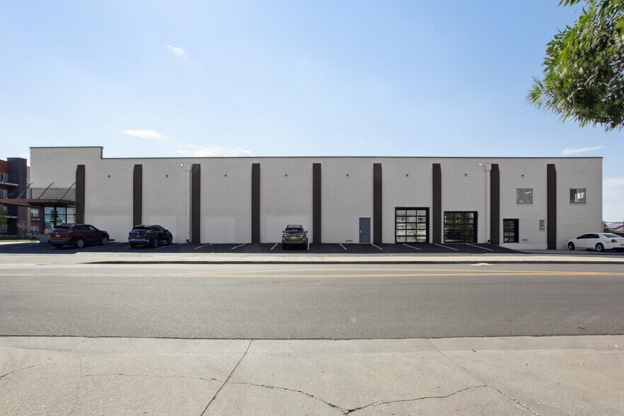 More Photos Of 3301 W Alameda Ave, Denver Freestanding For Sale